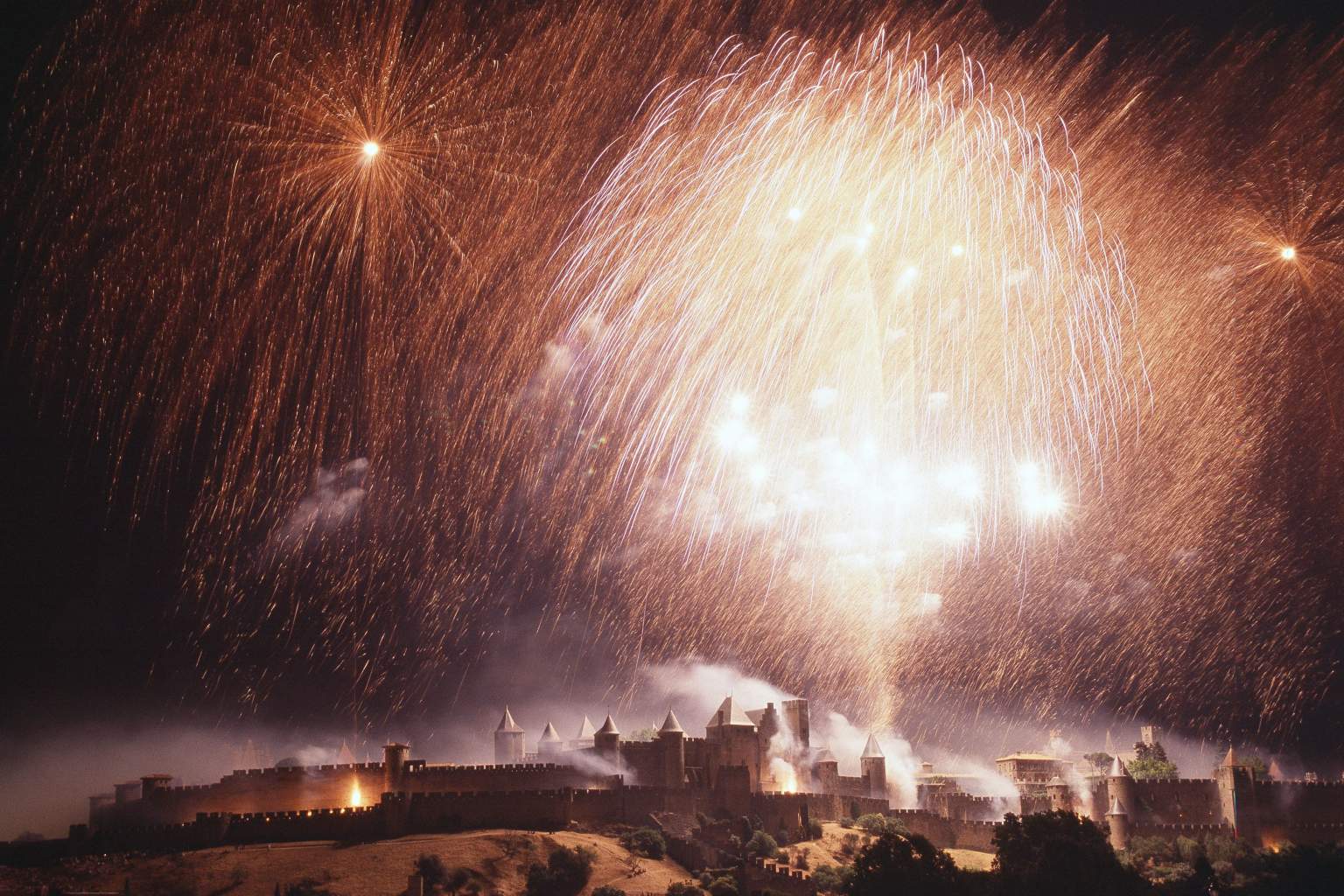 Tourism Pays Cathare, Fireworks in Carcassonne